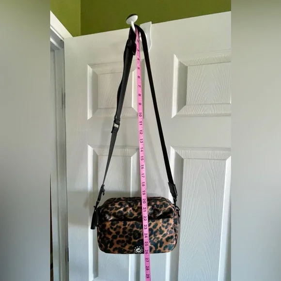 Kurt Geiger Camera Bag Crossbody Leopard Brown Quilted Nylon Shoulder Bag - Picture 4 of 8